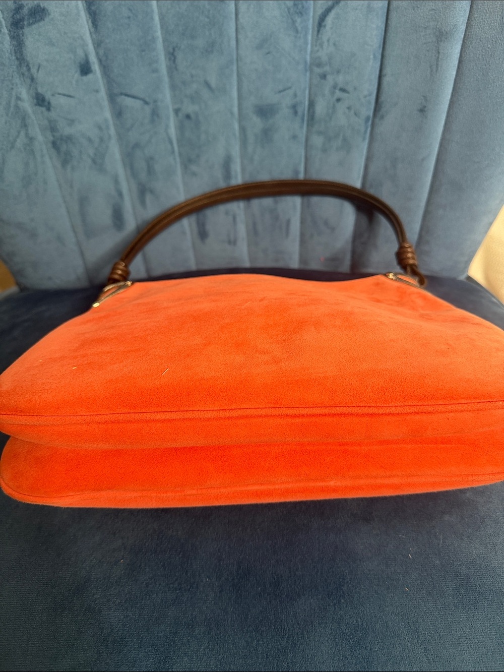 Valentino Garavani Orange Suede Shoulder Bag - Women - Picture 4 of 10